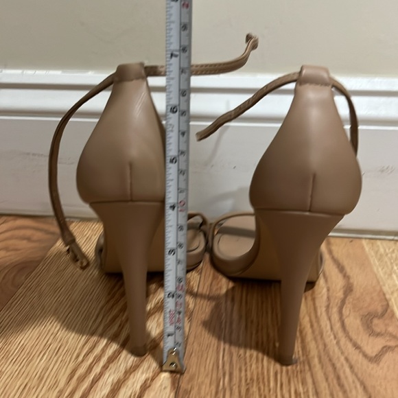 Nude heels - Picture 4 of 4